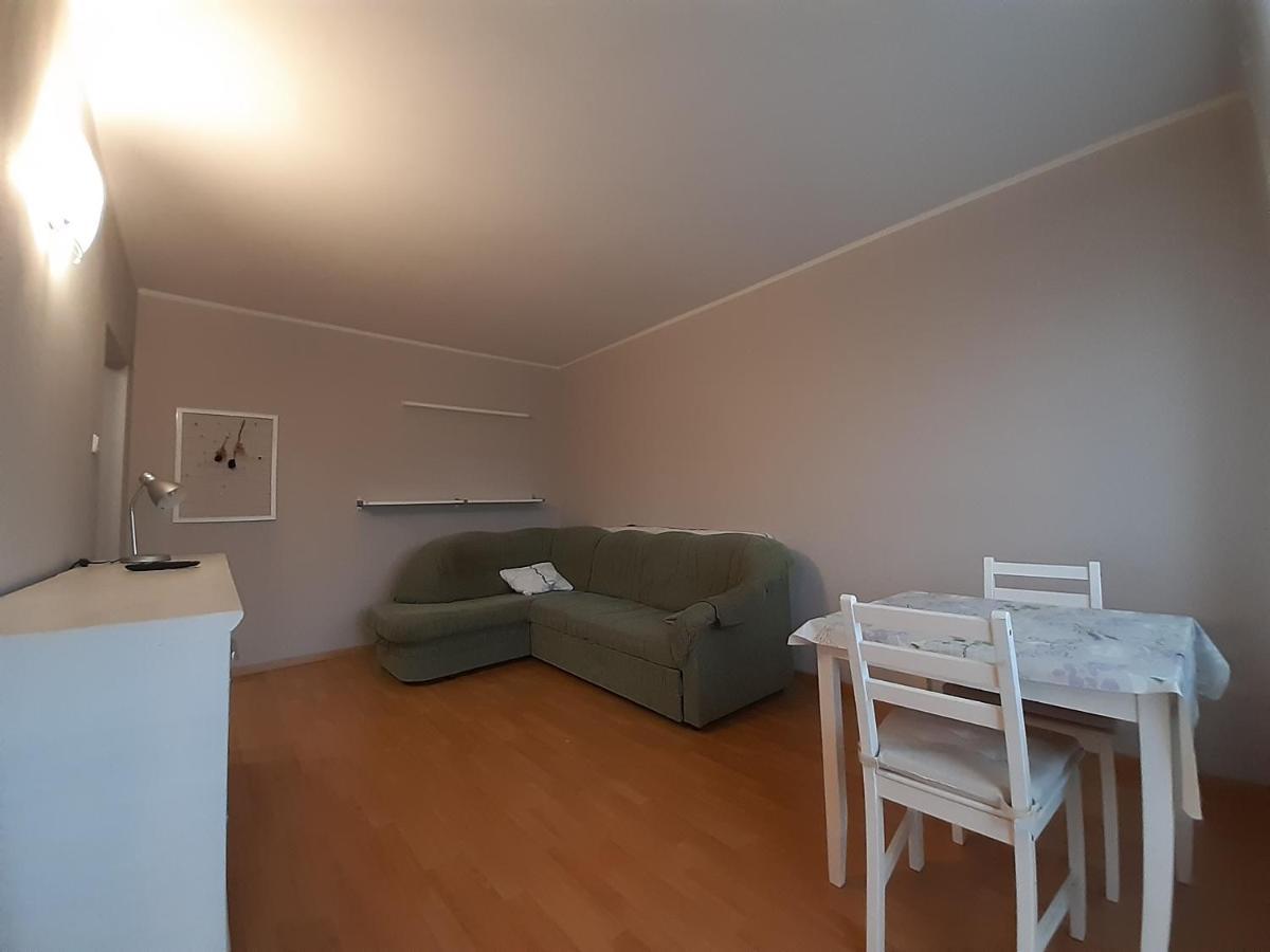 Kawalerka Blisko Plazy Gdansk Przymorze Appartement Buitenkant foto
