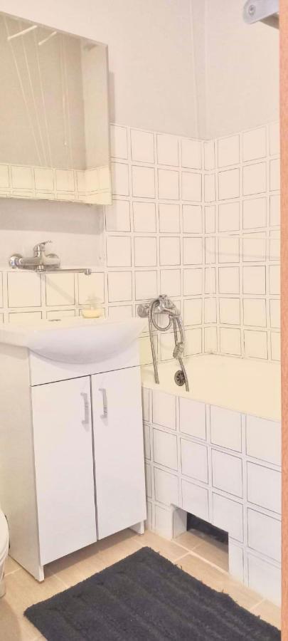 Kawalerka Blisko Plazy Gdansk Przymorze Appartement Buitenkant foto